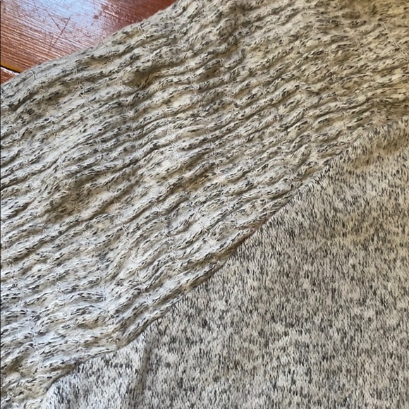Francesca’s Super Soft Sweater - Picture 2 of 3